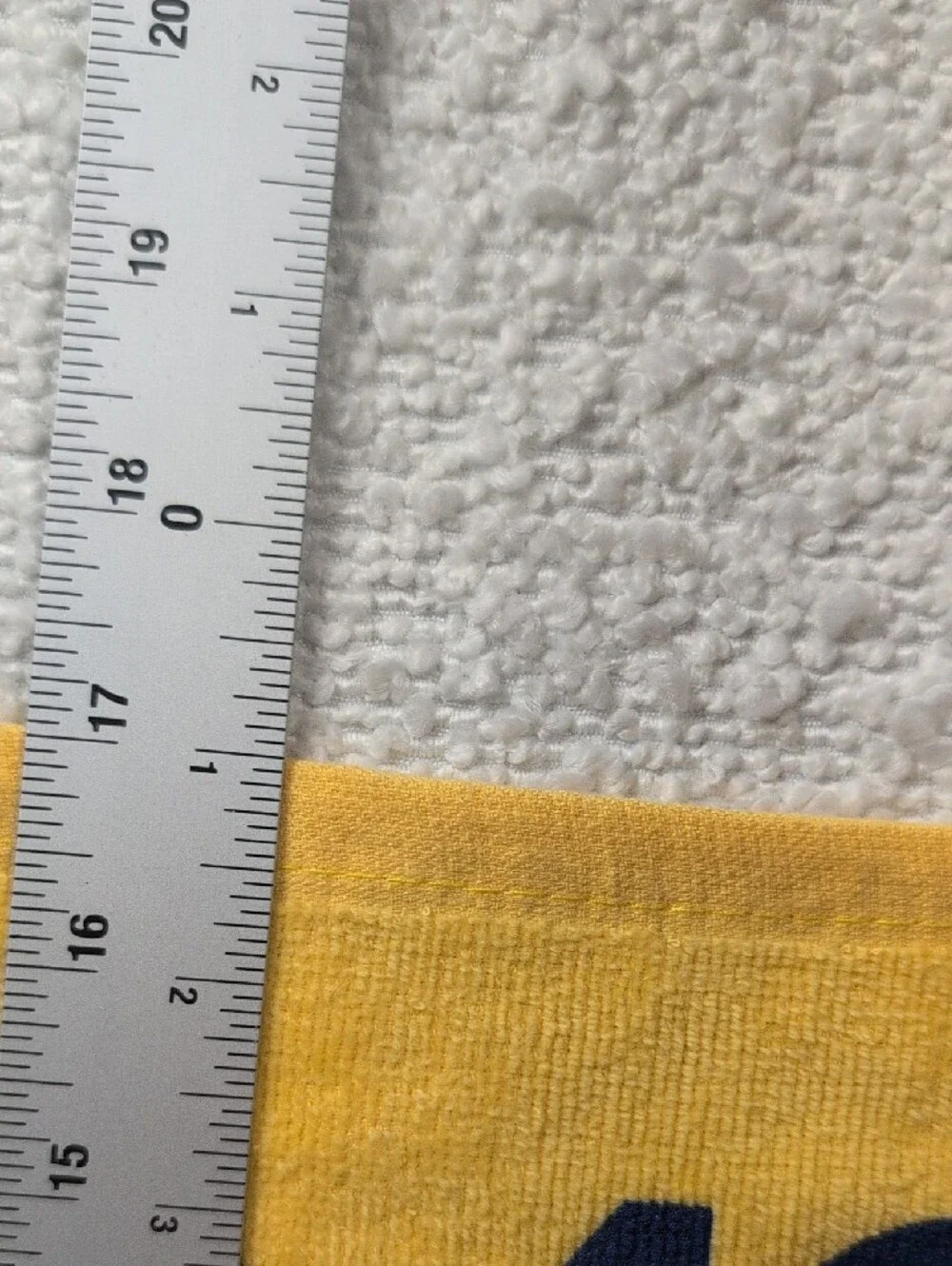 N/A bold yellow